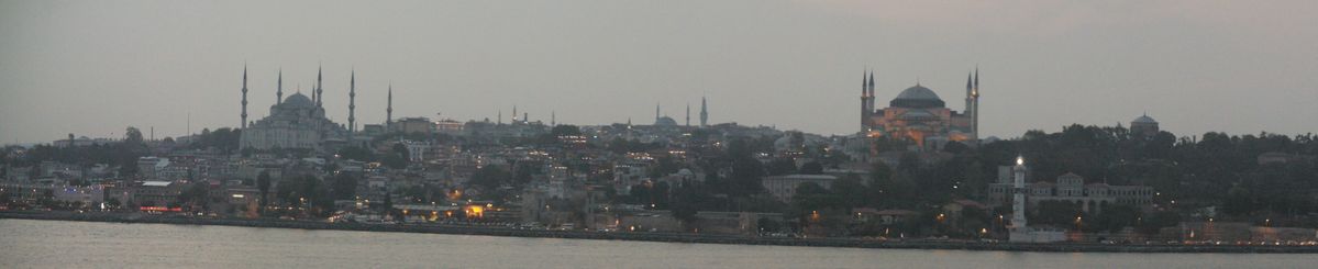 Istanbul in der Abenddämmerung