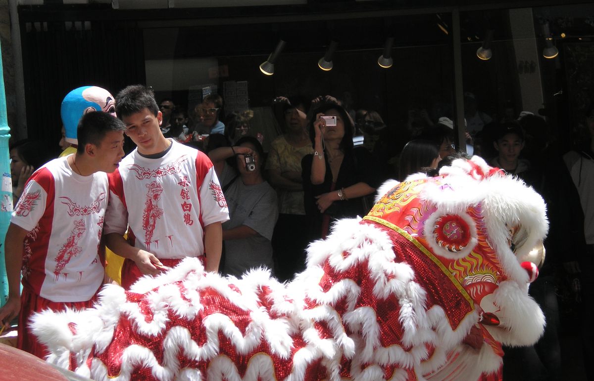 Beim Drachentanz in Chinatown, San Francisco