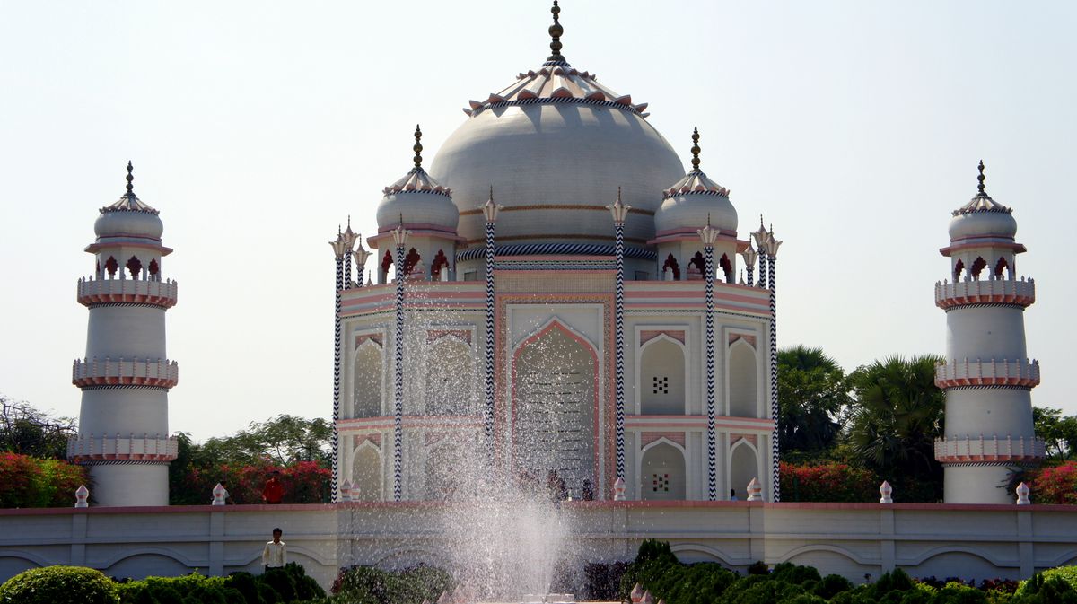 Replica Taj Mahal