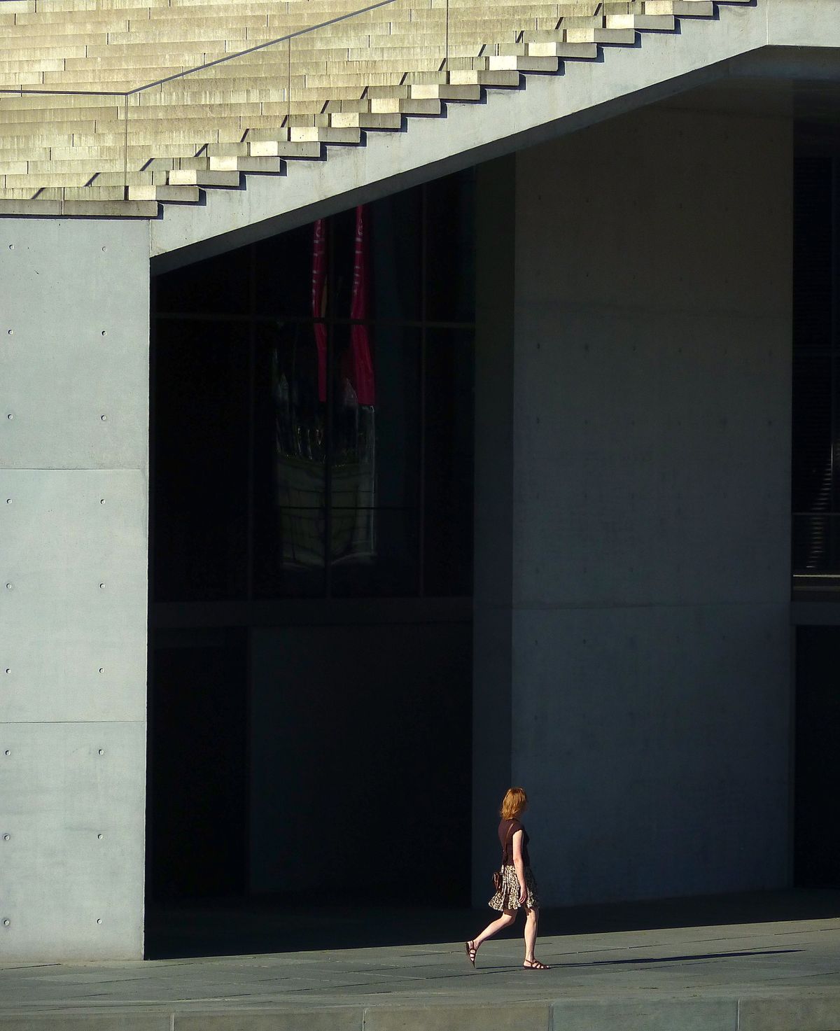 loners in the city ( Dutch Embassy in Berlin )