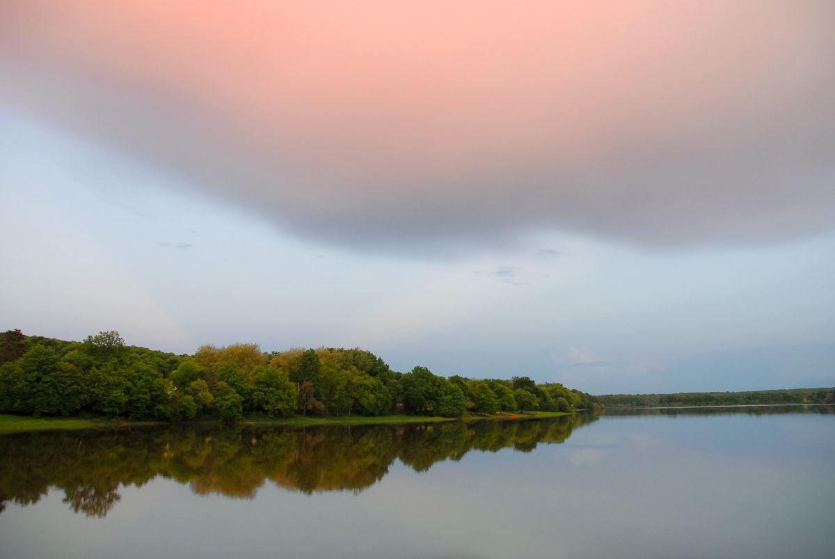 Juste avant l'orage sur le Réservoir du Bourdon près de Saint-Fargeau (89)