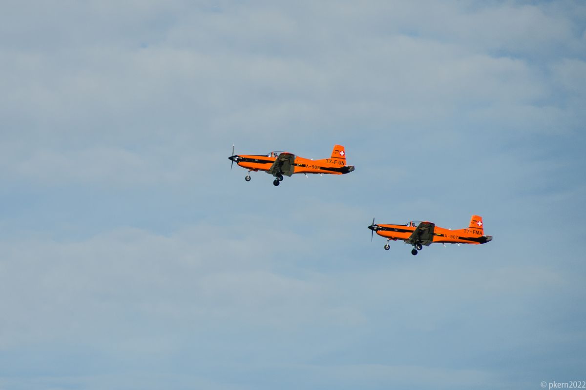 Pilatus PC 7  beim Sonntagsflug
