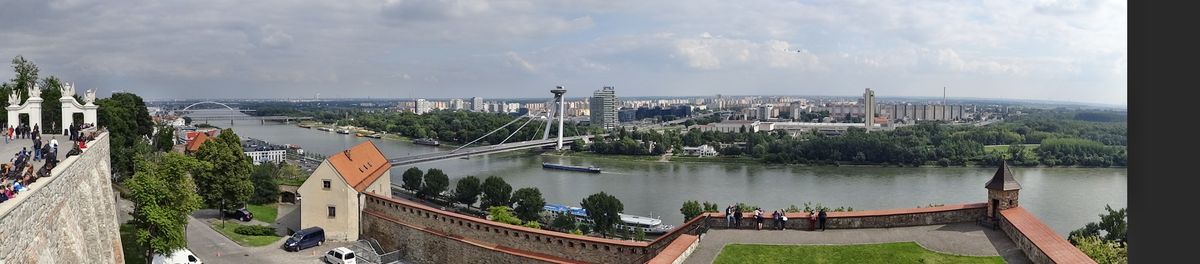 Panorama Bratislava.jpg